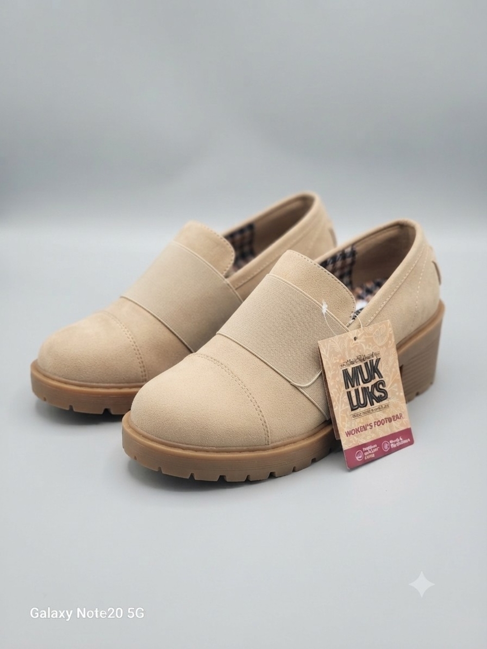 Muk Luks Oatmeal Slip On Lug Sole Platform Heeled Shoes Sz 9 NIB